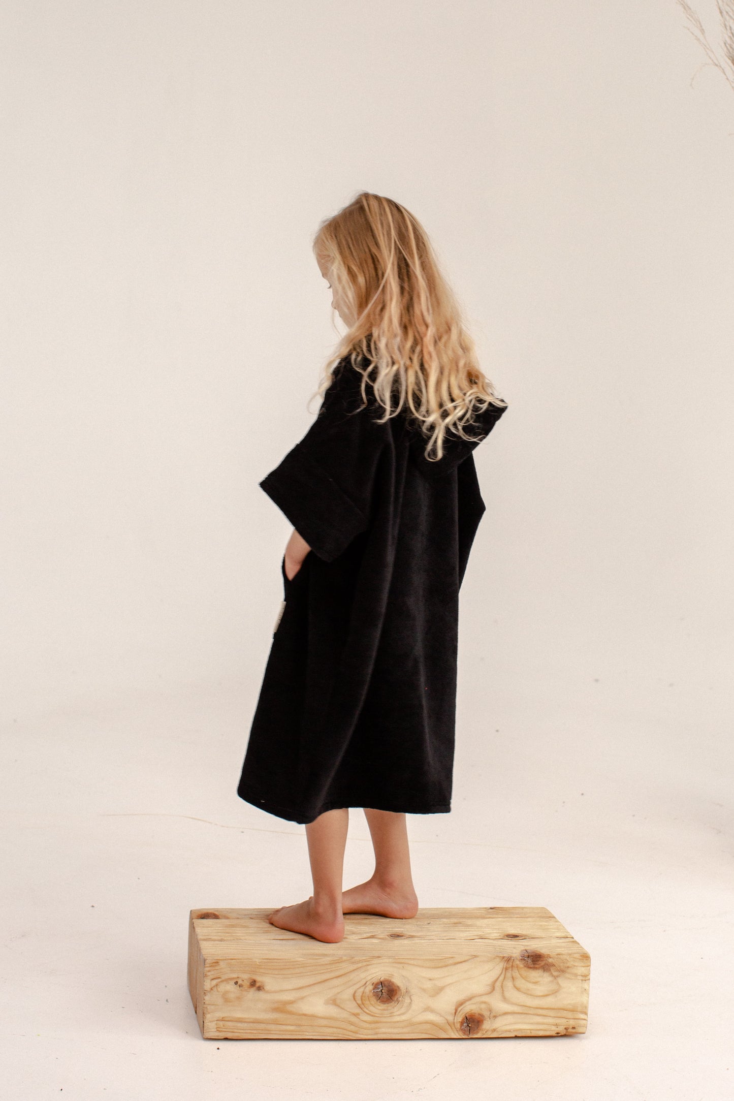 Black Sesamy Kids Poncho