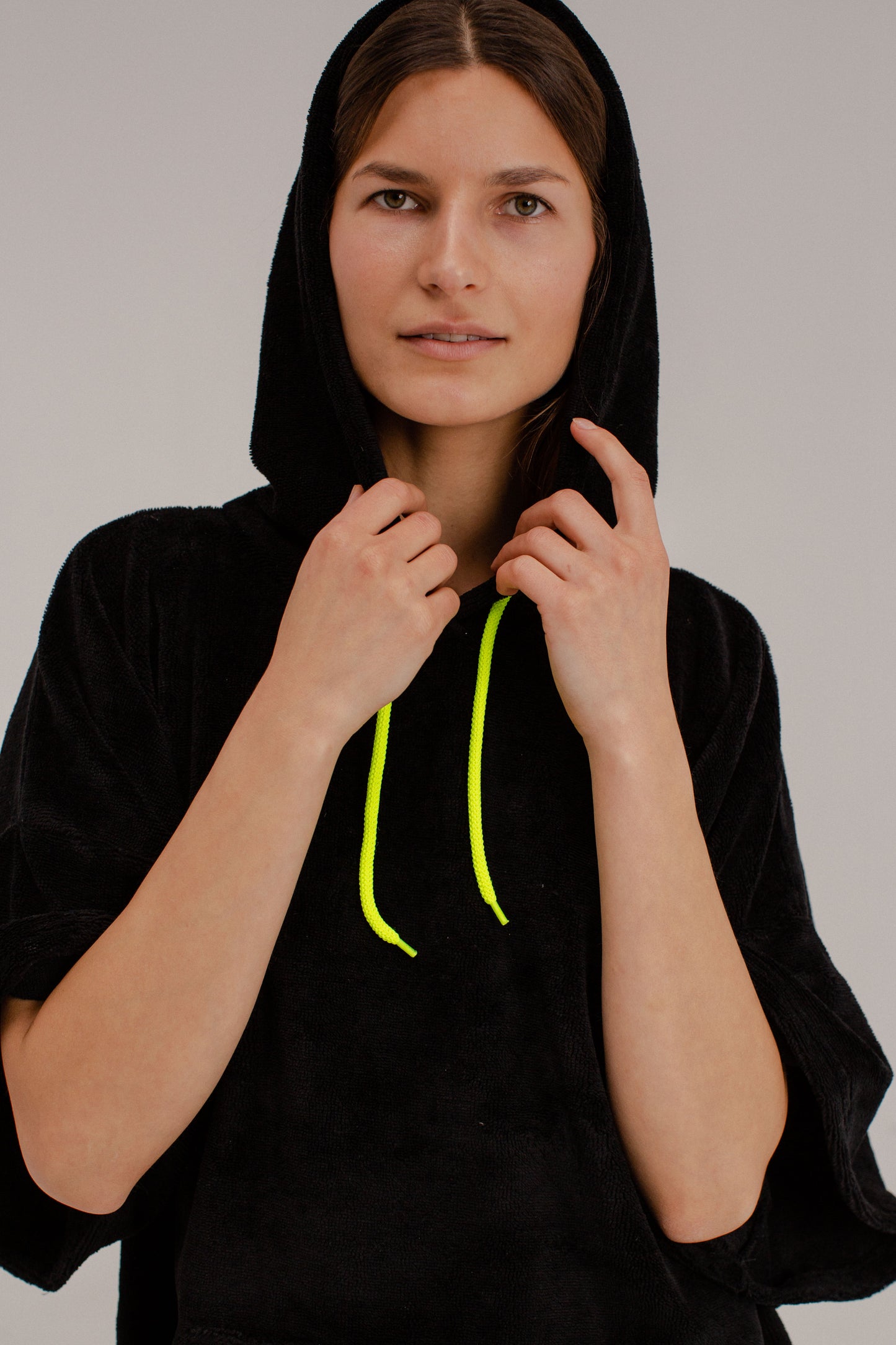 Black Sesamy Adult Poncho